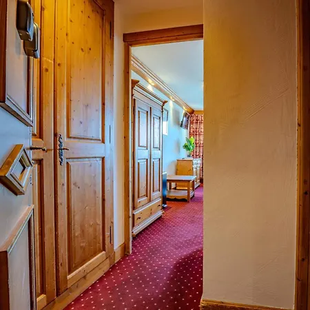 2 Bedroom In For 7 People - Les Glaciers Val Thorens