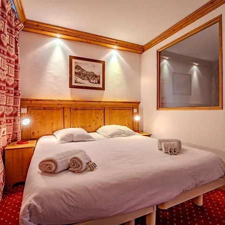 Lägenhet 2 Bedroom In For 7 People - Les Glaciers